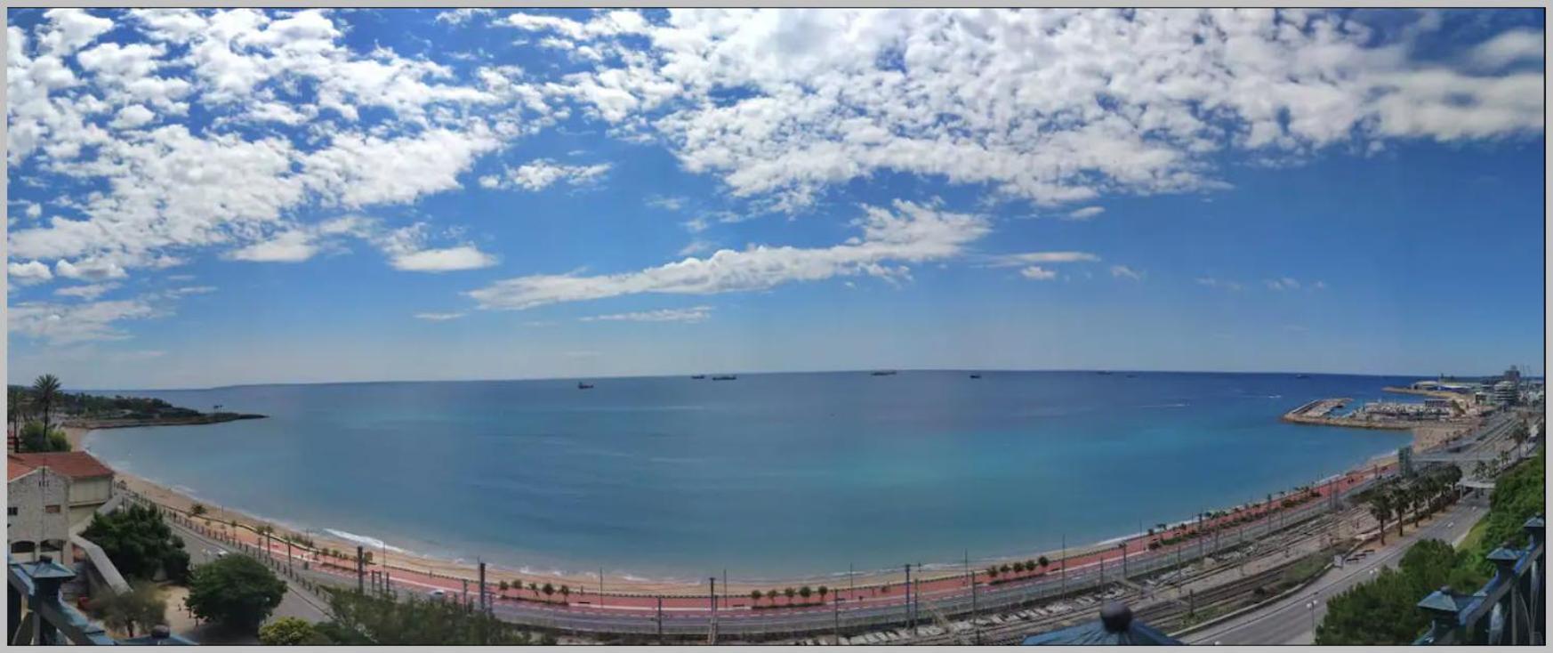 4 Rooms Apartment In Tarragona Eksteriør billede